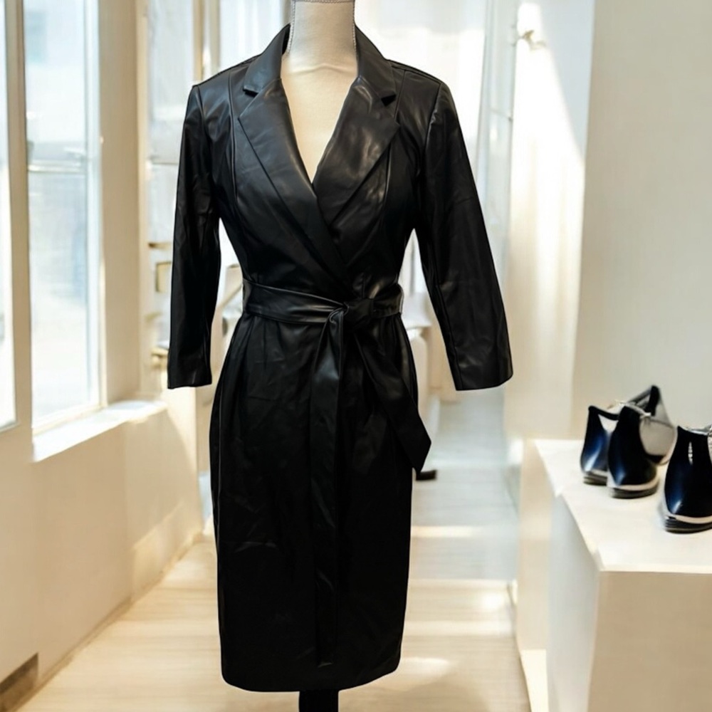 ALEXIA ADMOR Black Jacqueline Edgy Executive Vegan Leather Sheath Dress‎ Size: 8